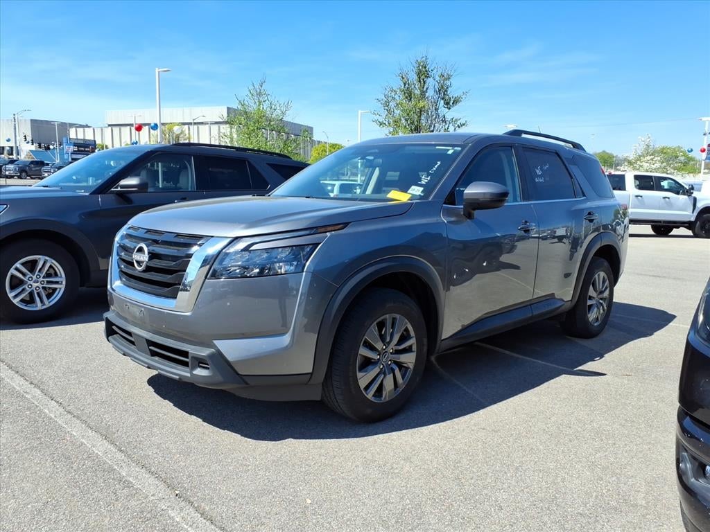 2025 Nissan Pathfinder SV 4WD