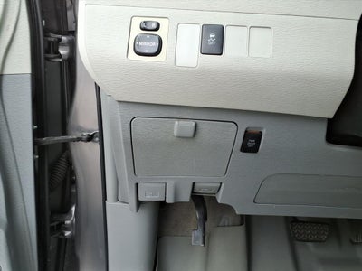 2011 Toyota Sienna LE V6