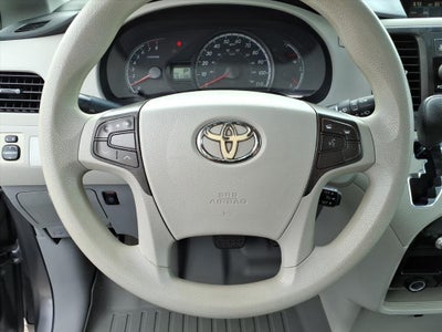 2011 Toyota Sienna LE V6