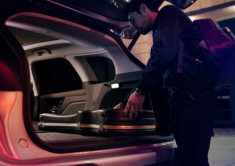 The driver of a 2024 Lincoln Corsair® SUV is shown selecting the drive mode. | Magic City Lincoln in Roanoke VA