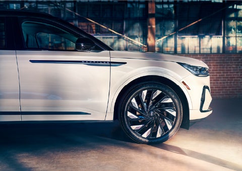 The wheels of the available Jet Appearance Package are highlighted. | Magic City Lincoln in Roanoke VA