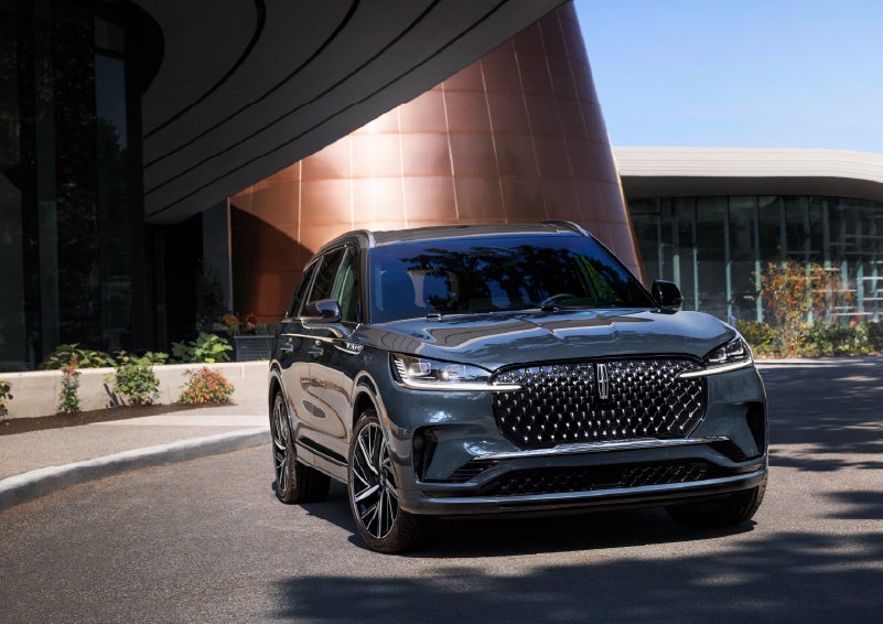 A 2026 Lincoln Black Label™ Aviator® SUV is shown with the available Special Edition Package. | Magic City Lincoln in Roanoke VA