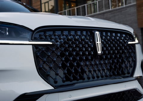 The front grille of a 2026 Lincoln Aviator® SUV is shown. | Magic City Lincoln in Roanoke VA