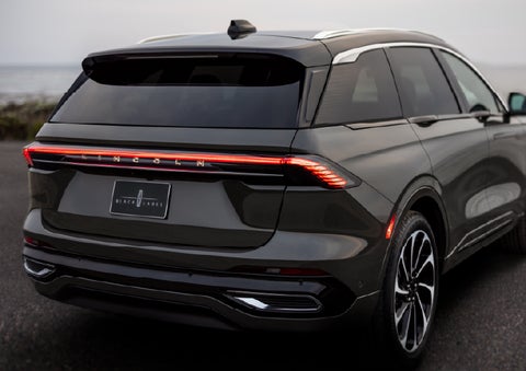 The rear of a 2026 Lincoln Black Label™ Nautilus® SUV displays full LED rear lighting. | Magic City Lincoln in Roanoke VA